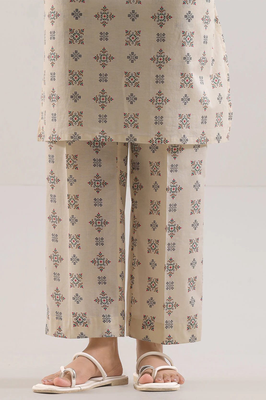 Printed Lawn Stitched 2 Piece (Shirt/Trouser) - Image 6