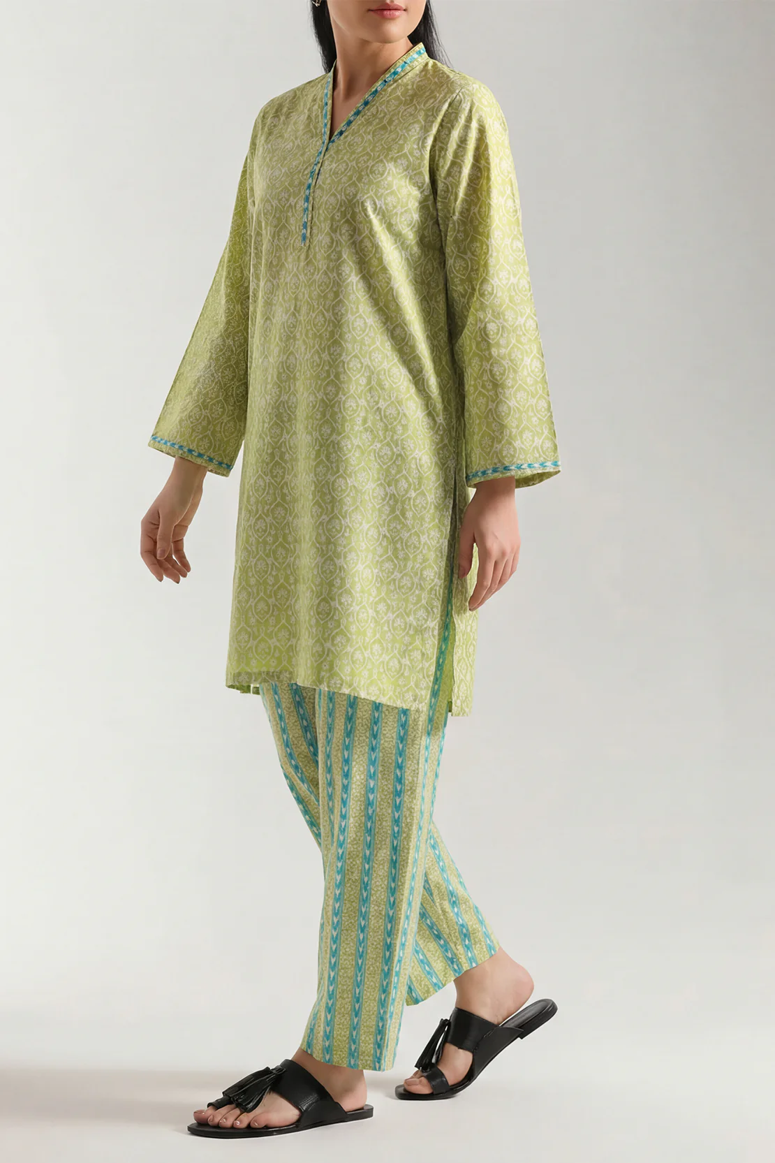 Printed Lawn Stitched 2 Piece (Shirt/Trouser)