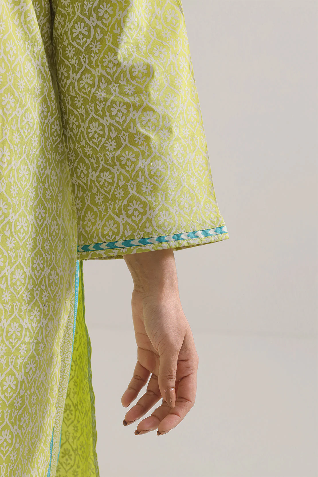 Printed Lawn Stitched 2 Piece (Shirt/Trouser) - Image 5