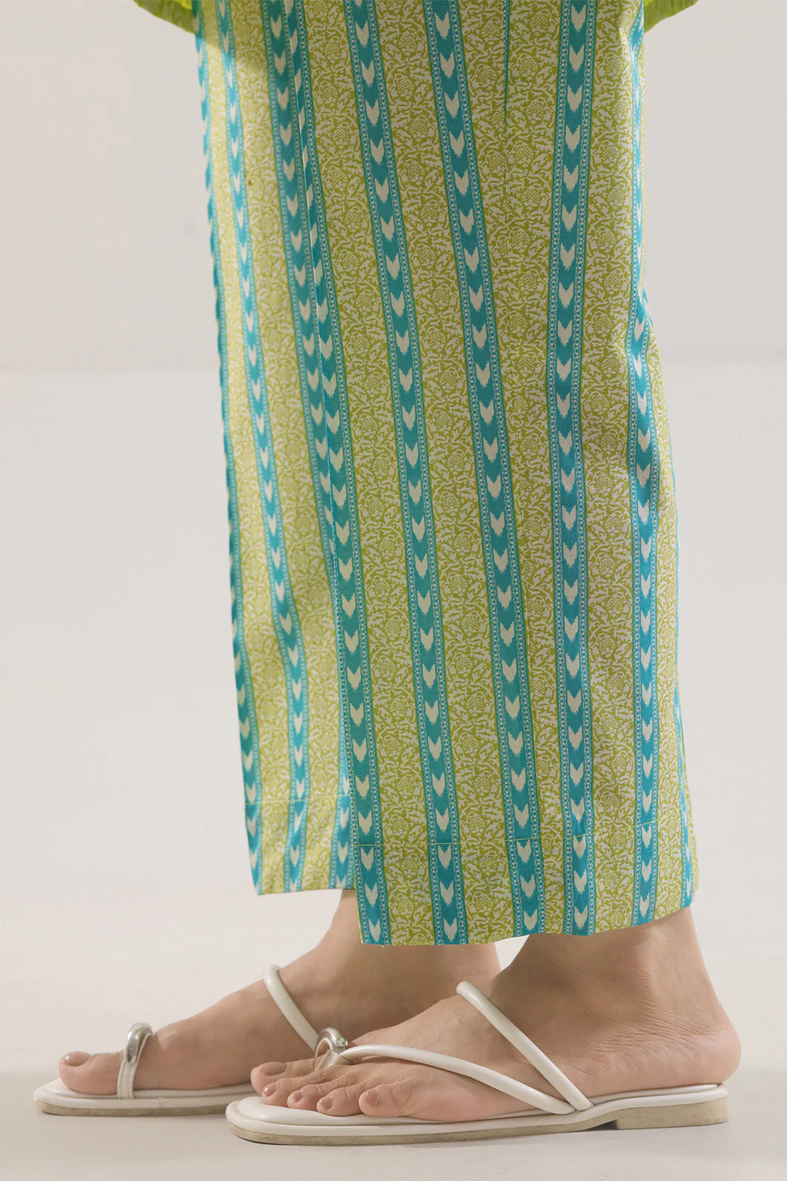 Printed Lawn Stitched 2 Piece (Shirt/Trouser) - Image 6