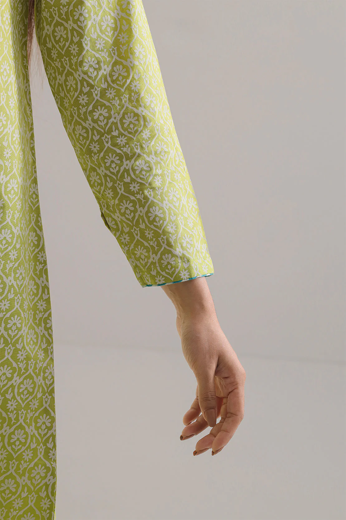 Printed Lawn Stitched 2 Piece (Shirt/Trouser) - Image 4