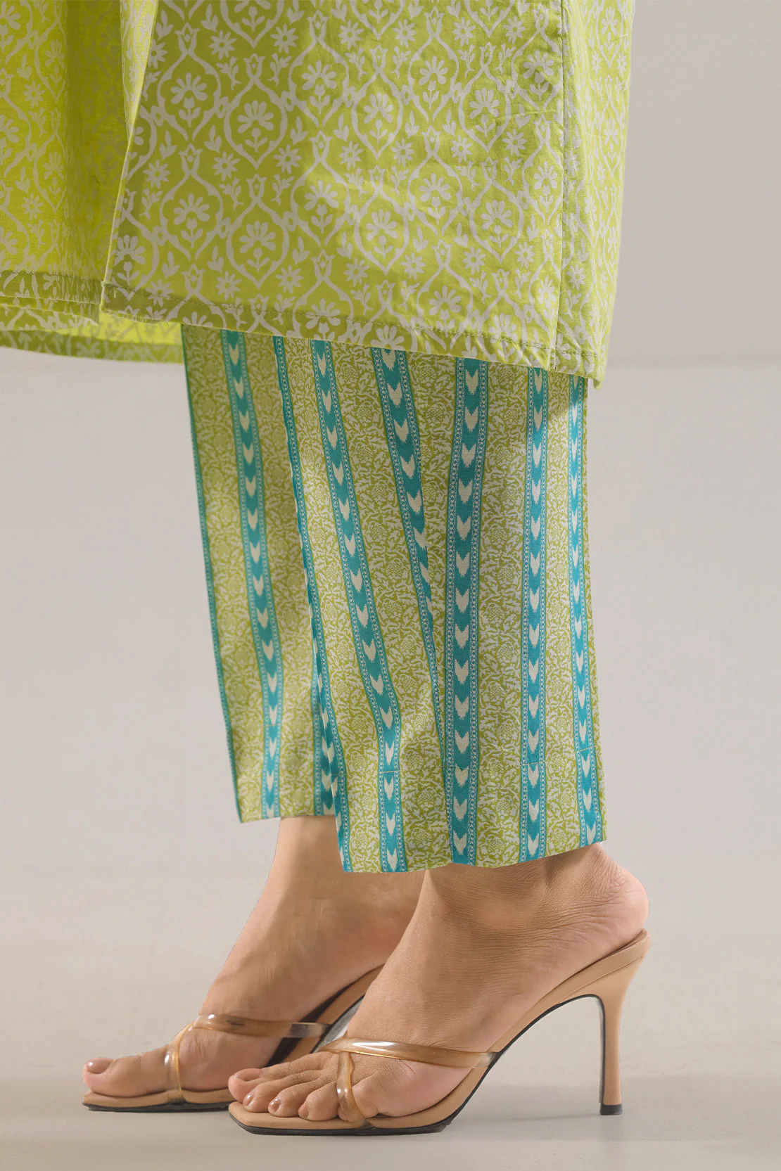 Printed Lawn Stitched 2 Piece (Shirt/Trouser) - Image 5