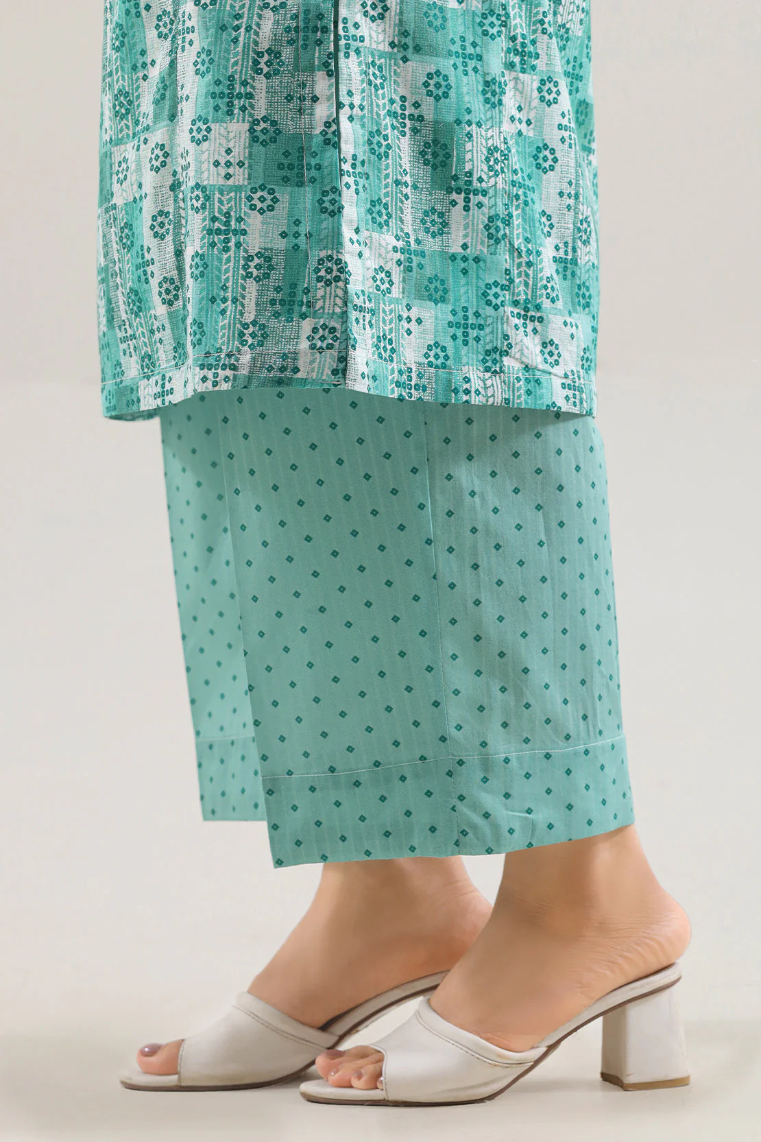 Printed Lawn Stitched 2 Piece (Shirt/Trouser) - Image 5