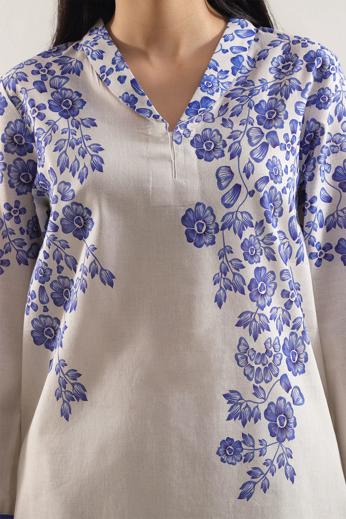 Printed Lawn Stitched 2 Piece (Shirt/Trouser) - Image 4