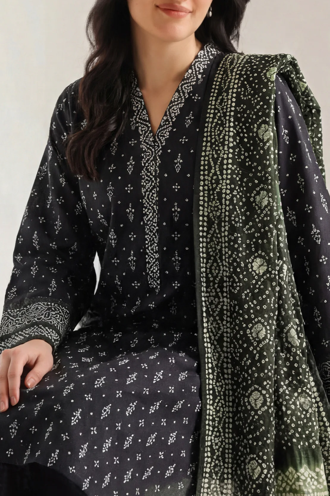 Printed Lawn Stitched 2 Piece (Shirt/Trouser) - Image 2