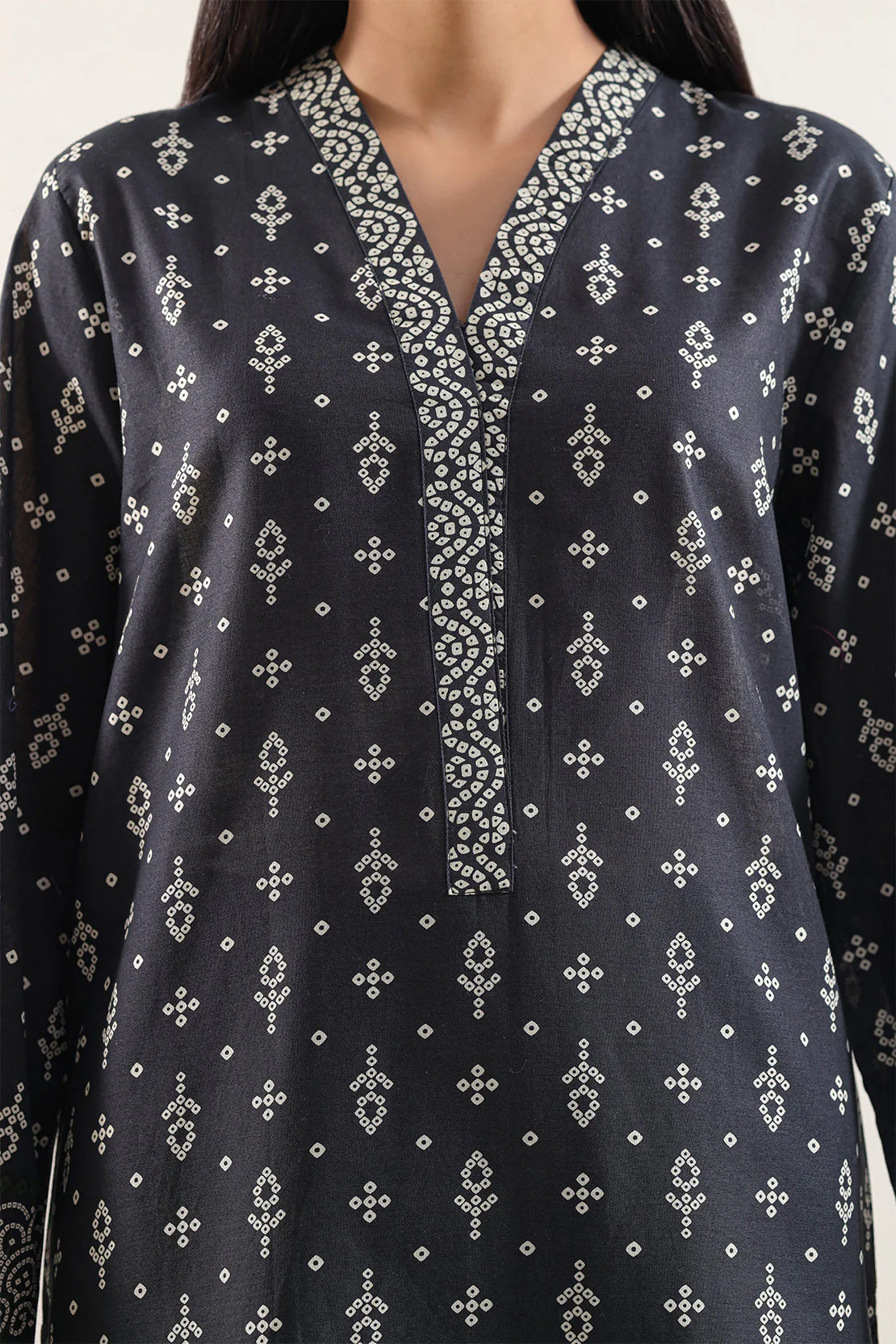Printed Lawn Stitched 2 Piece (Shirt/Trouser) - Image 4