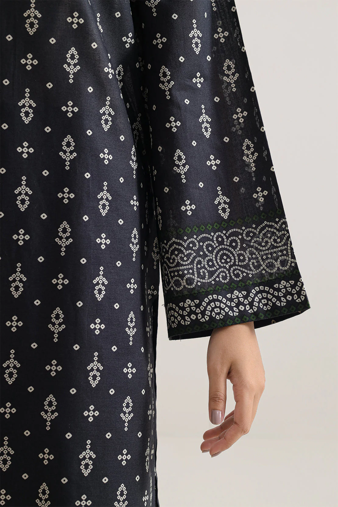 Printed Lawn Stitched 2 Piece (Shirt/Trouser) - Image 5