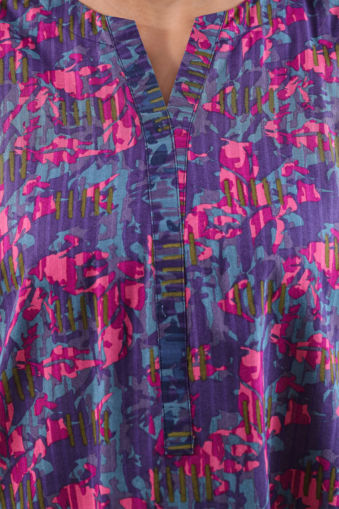 Printed Lawn Stitched 2 Piece (Shirt/Trouser) - Image 4