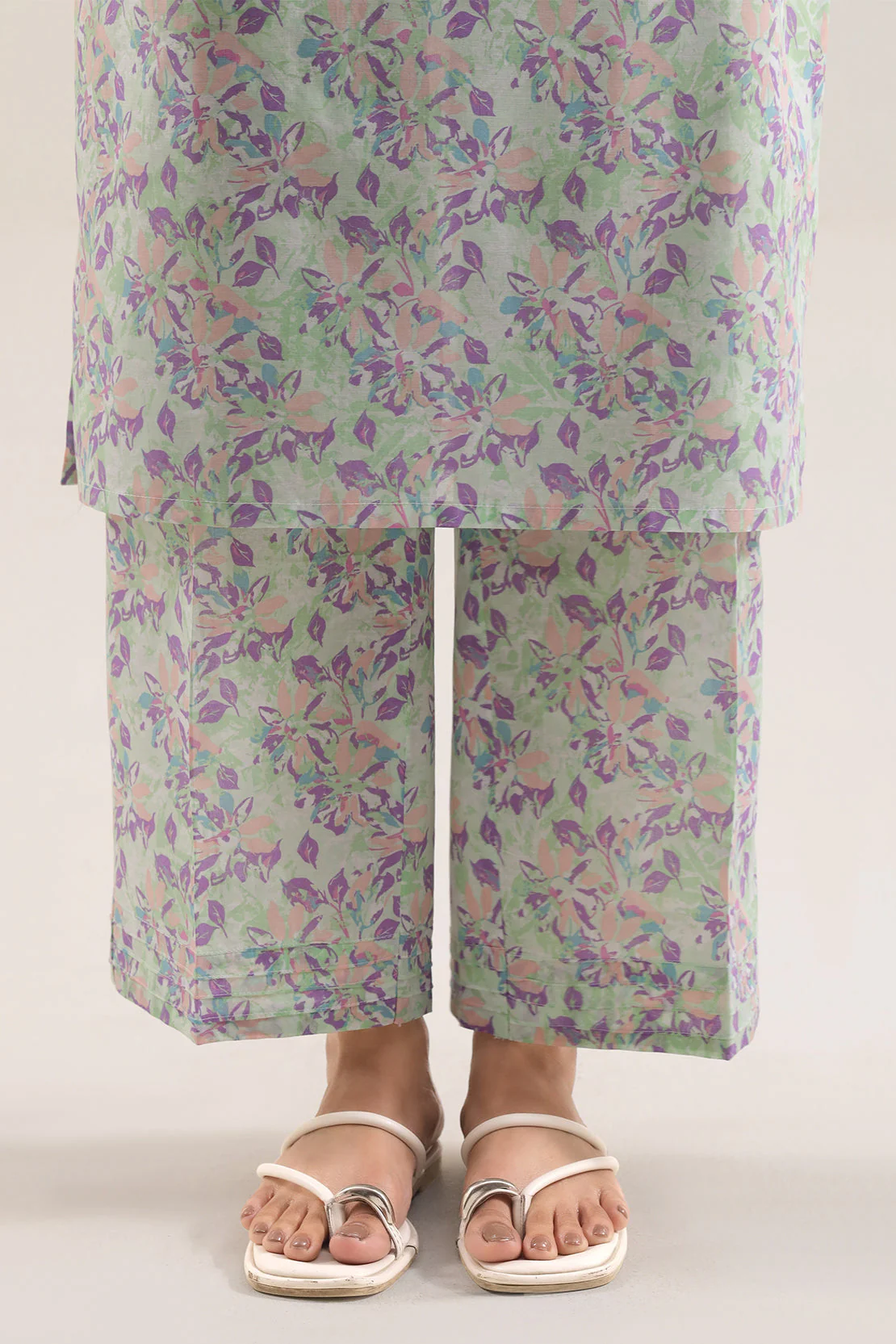 Printed Lawn Stitched 2 Piece (Shirt/Trouser) - Image 5