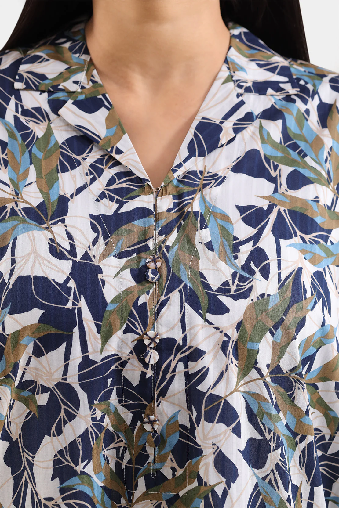 Printed Lawn Stitched 2 Piece (Shirt/Trouser) - Image 3