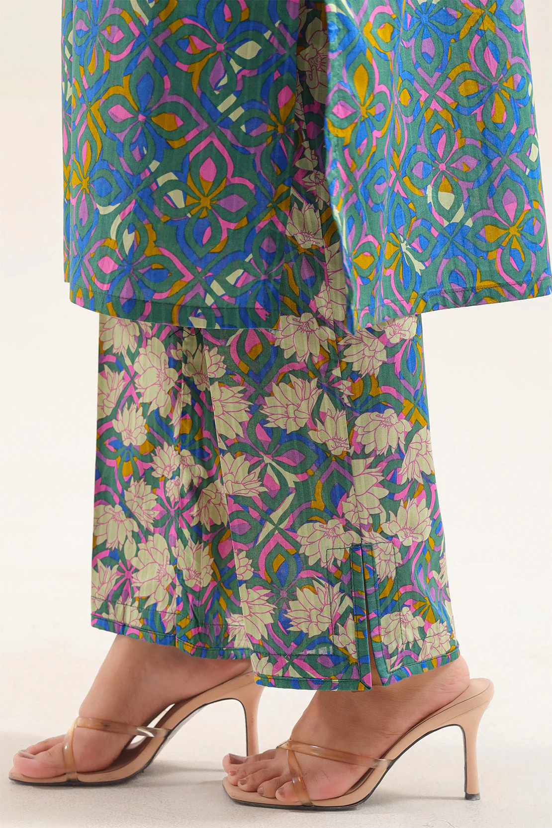 Printed Lawn Stitched 2 Piece (Shirt/Trouser) - Image 5