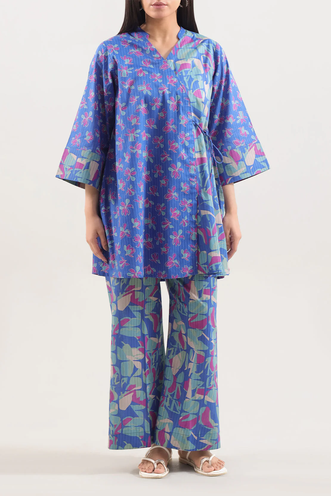 Printed Lawn Stitched 2 Piece (Shirt/Trouser) - Image 3