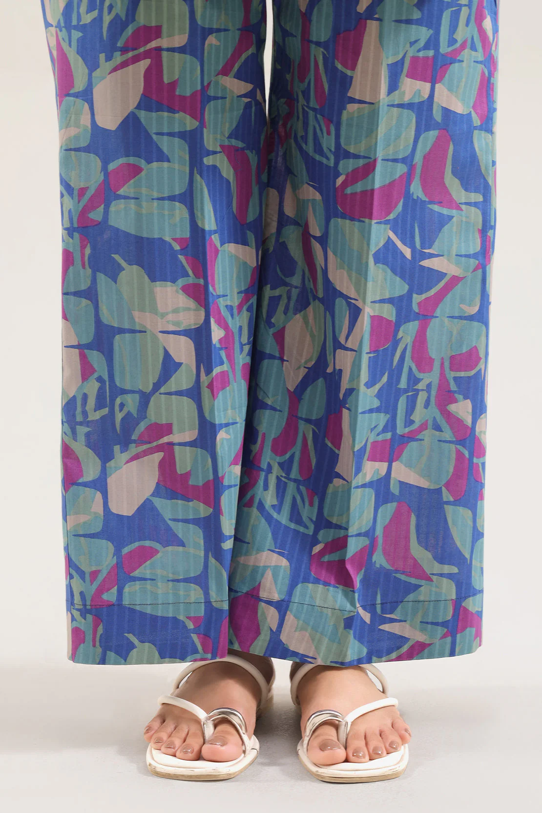 Printed Lawn Stitched 2 Piece (Shirt/Trouser) - Image 7