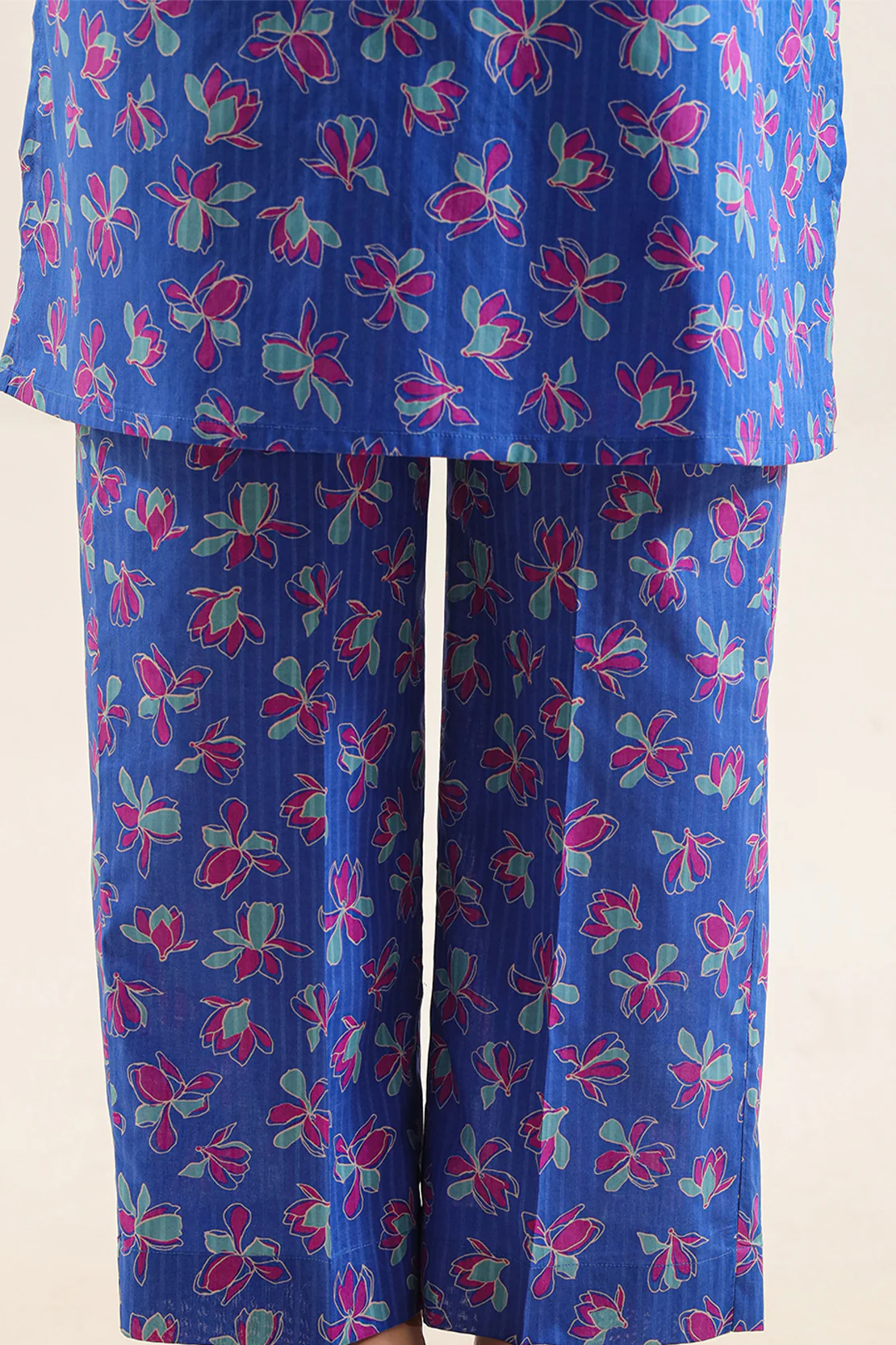 Printed Lawn Stitched 2 Piece (Shirt/Trouser) - Image 6