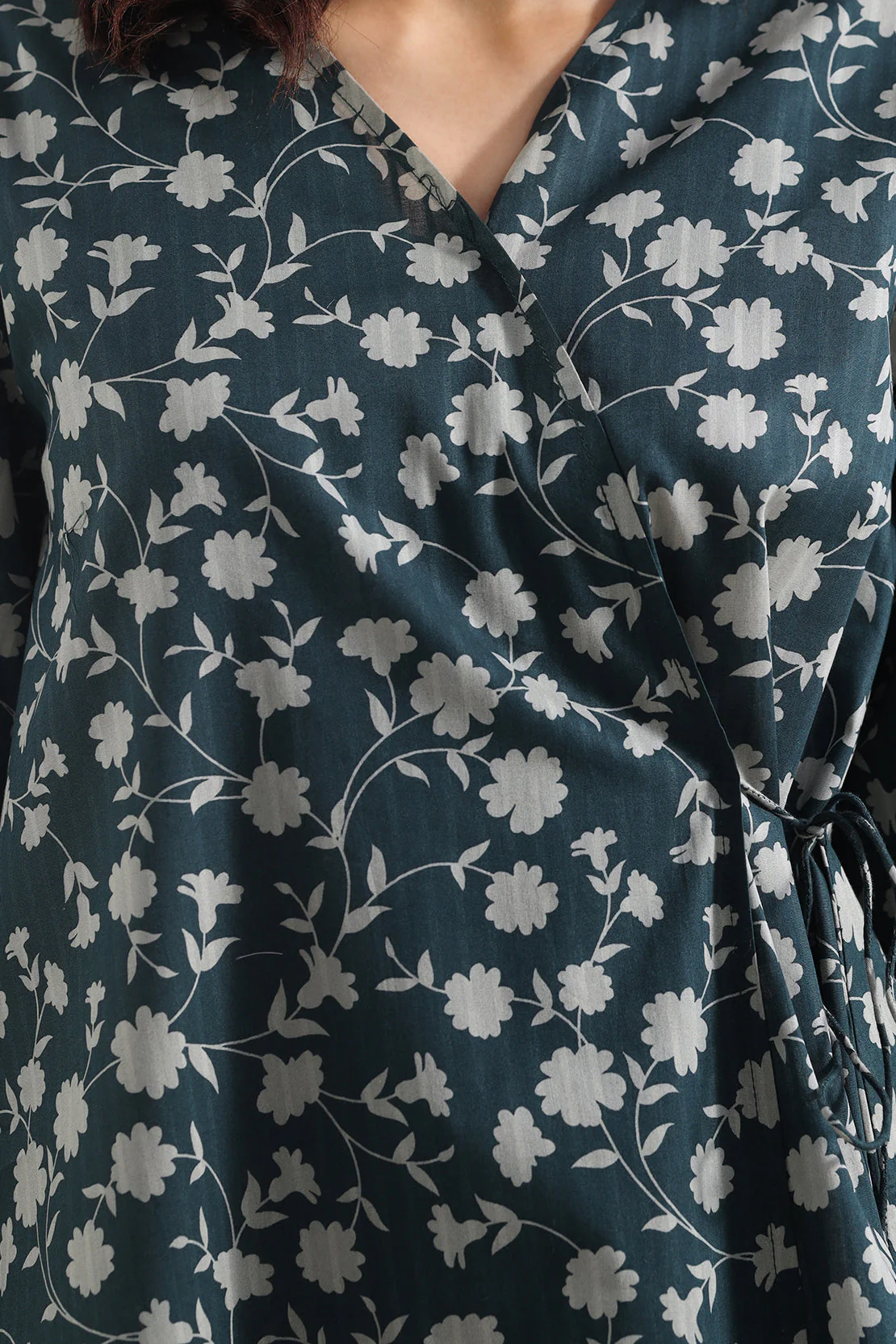 Printed Lawn Stitched 2 Piece (Shirt/Trouser) - Image 3