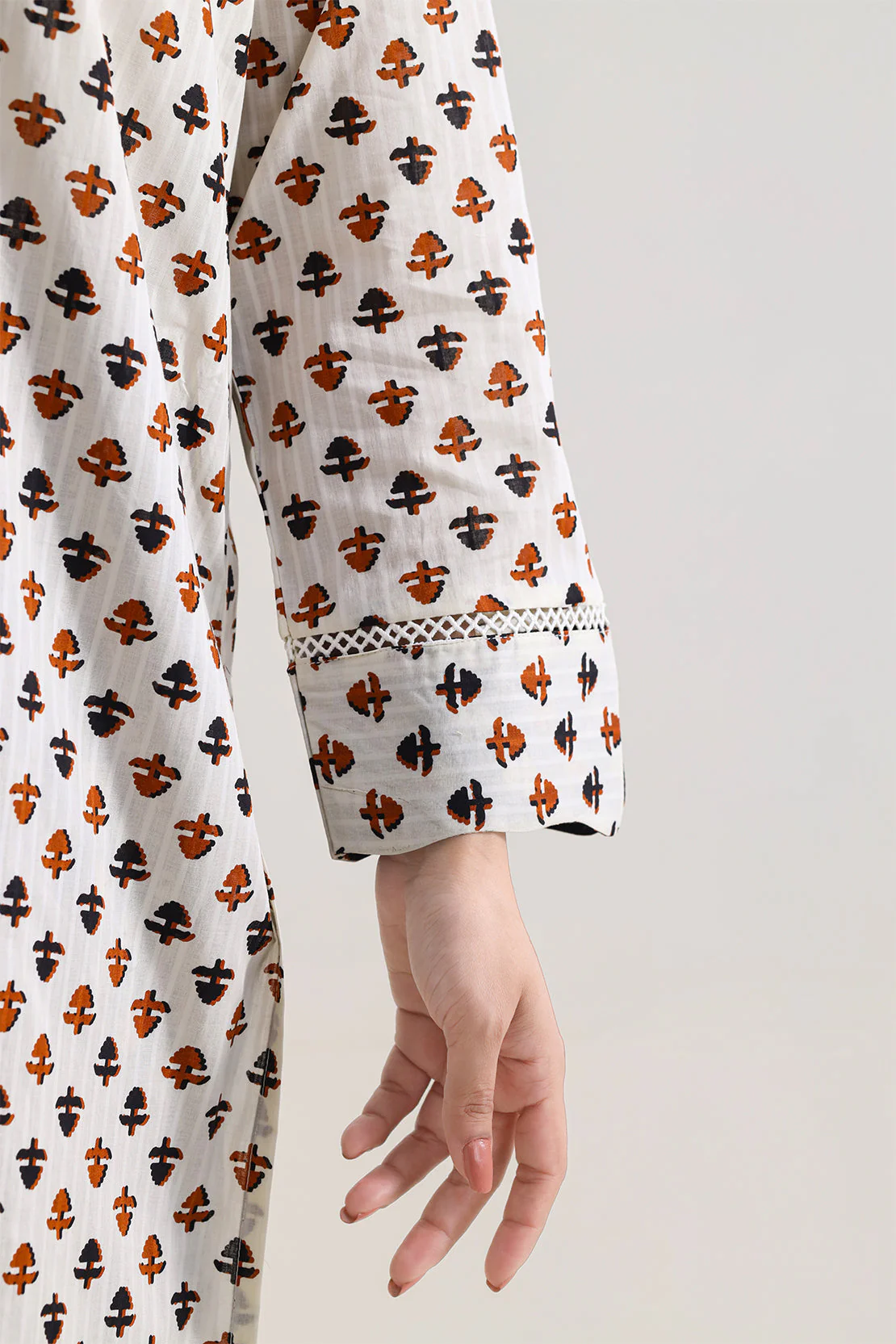 Printed Lawn Stitched 2 Piece (Shirt/Trouser) - Image 3