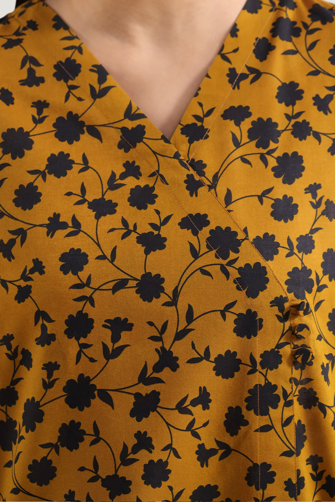 Printed Lawn Stitched 2 Piece (Shirt/Trouser) - Image 3