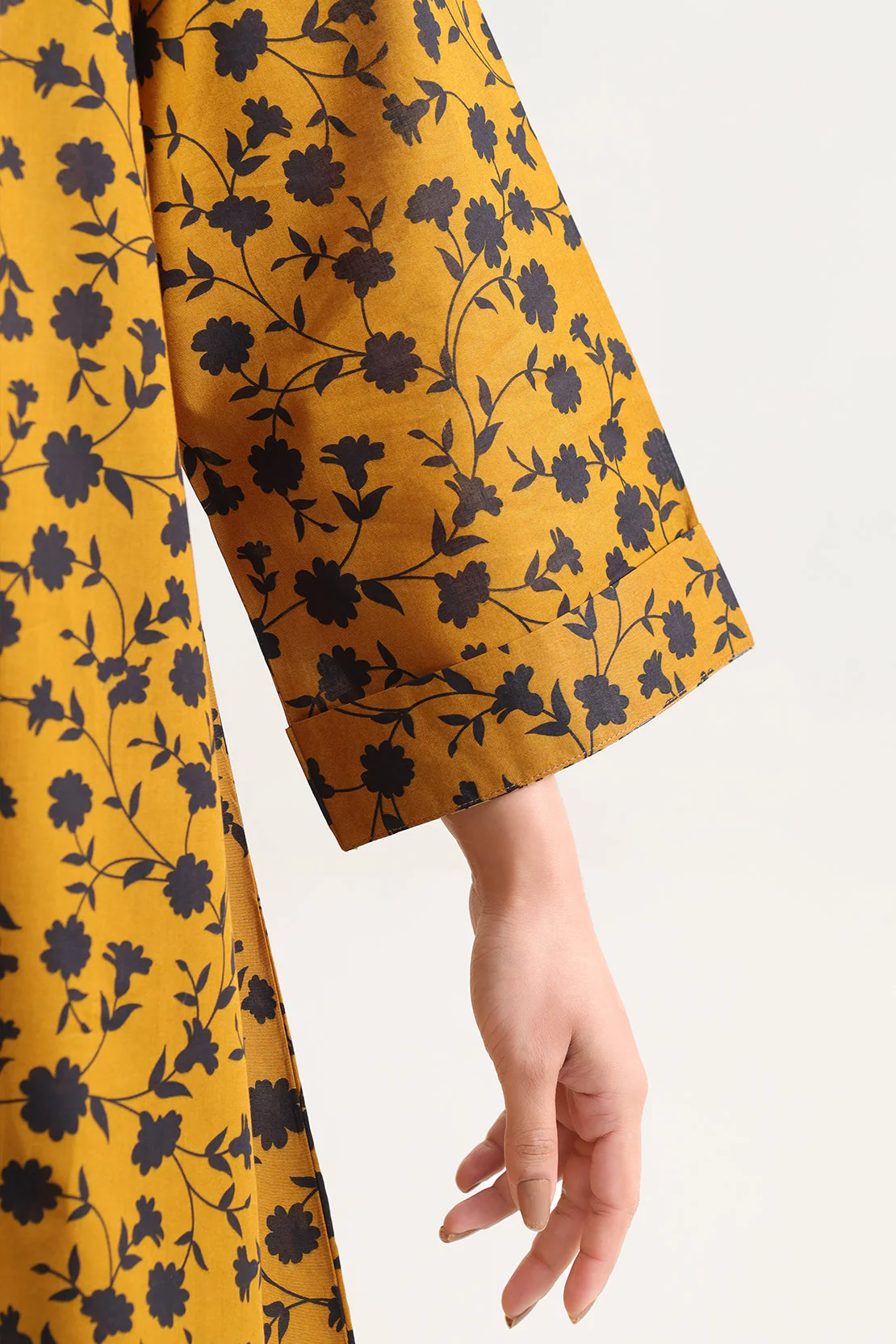 Printed Lawn Stitched 2 Piece (Shirt/Trouser) - Image 4
