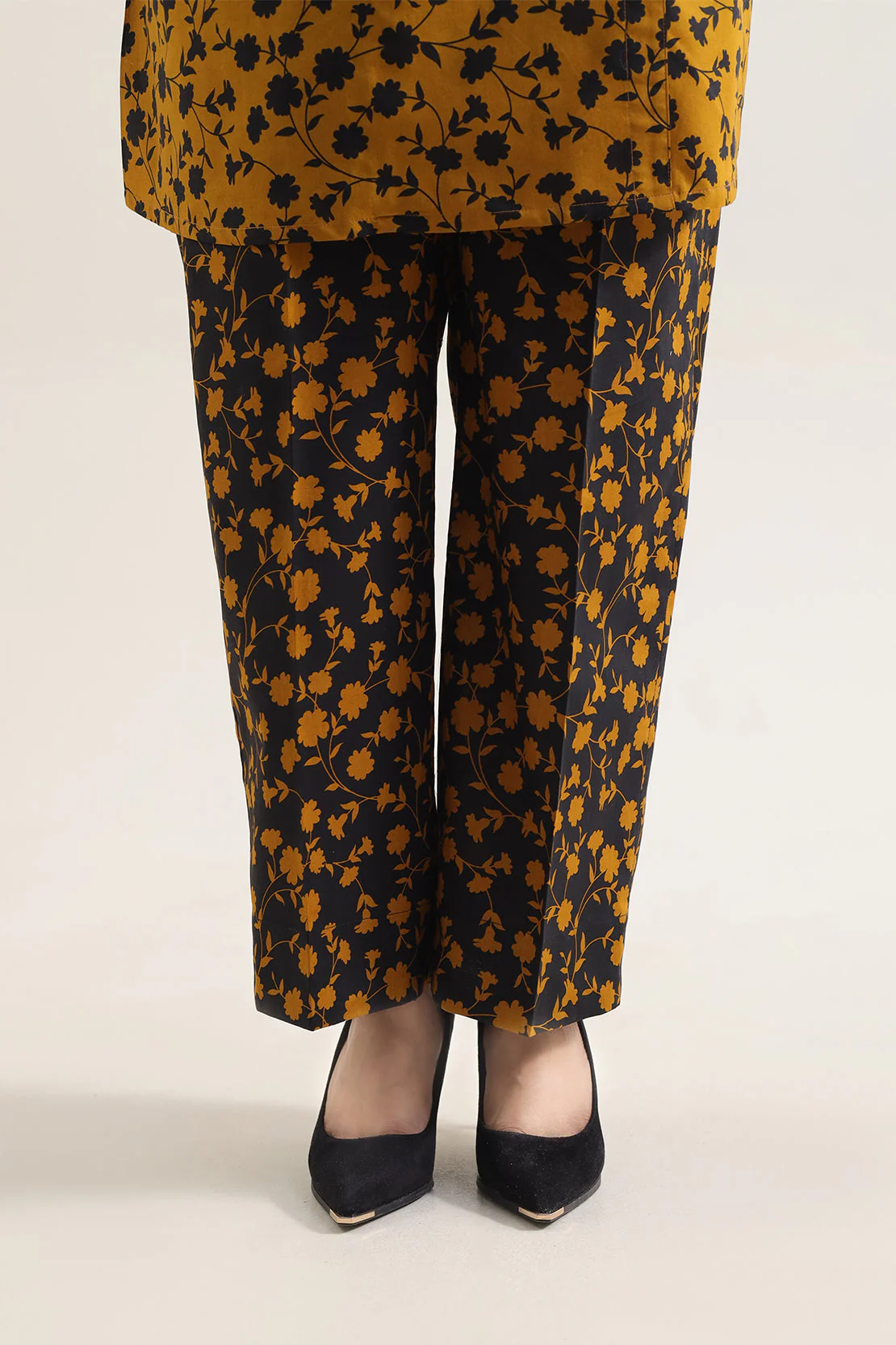 Printed Lawn Stitched 2 Piece (Shirt/Trouser) - Image 5