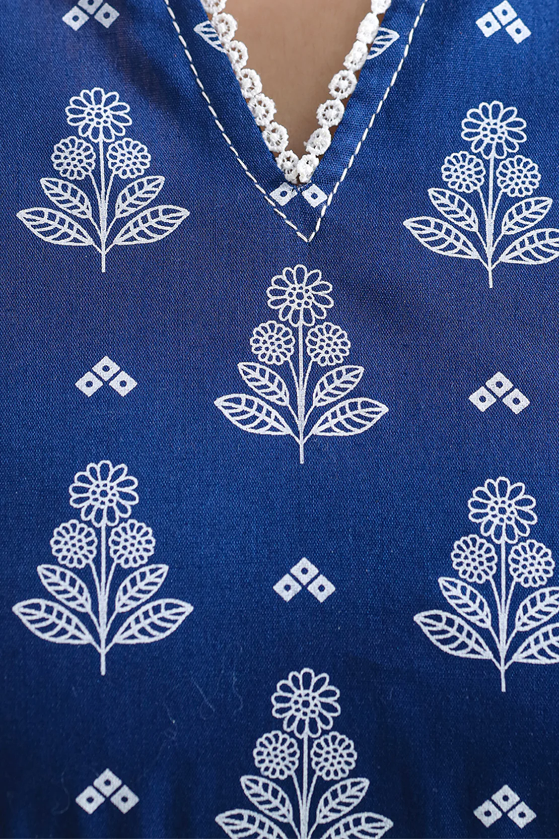 Printed Lawn Stitched 2 Piece (Shirt/Trouser) - Image 3