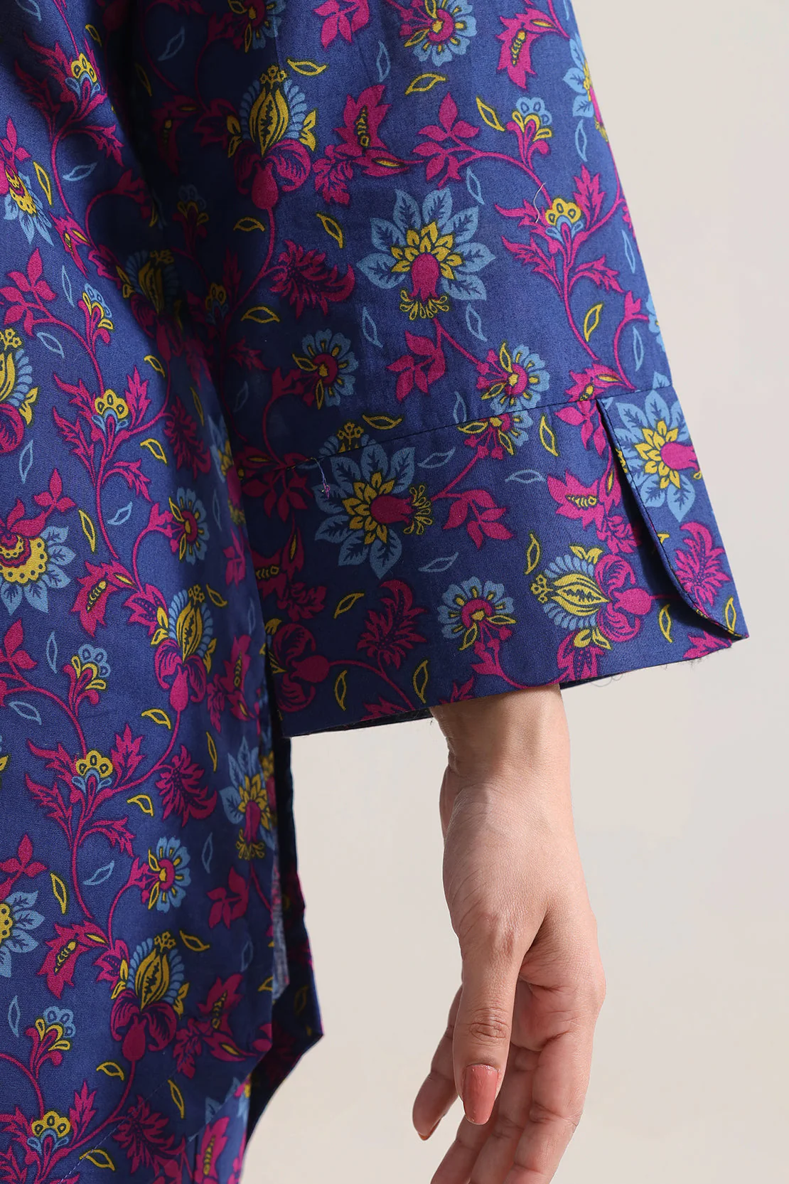 Printed Lawn Stitched 2 Piece (Shirt/Trouser) - Image 4