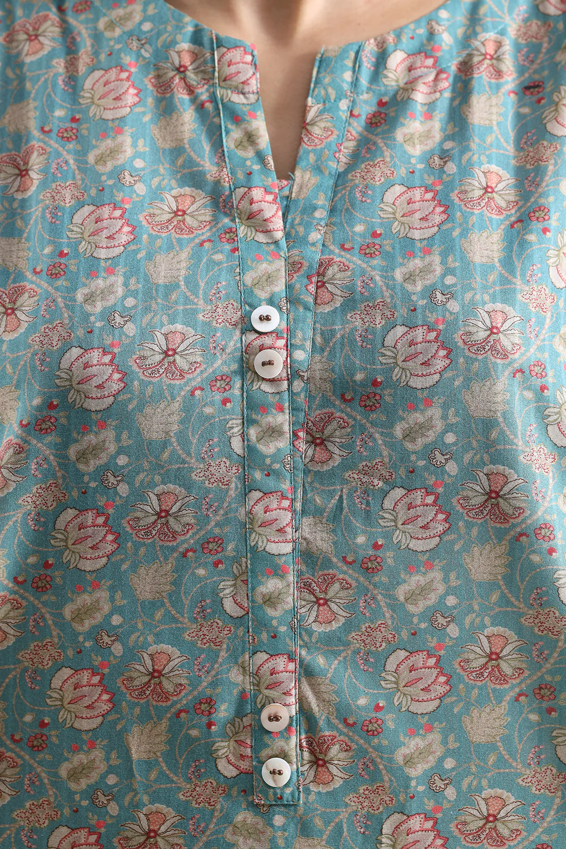 Printed Lawn Stitched 2 Piece (Shirt/Trouser) - Image 4