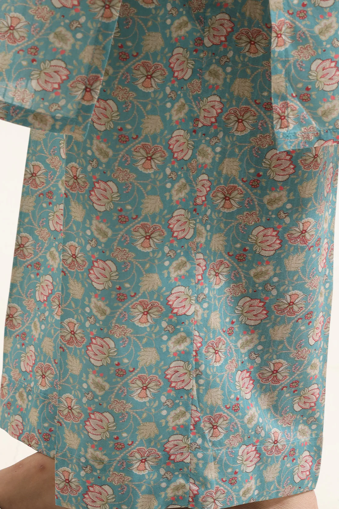 Printed Lawn Stitched 2 Piece (Shirt/Trouser) - Image 6
