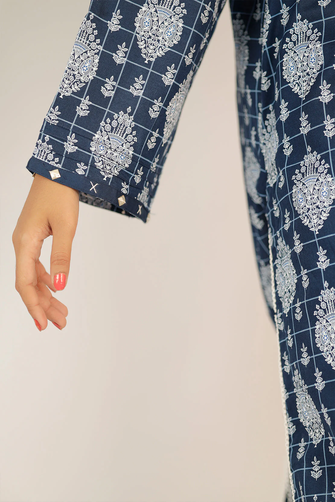 Printed Lawn Stitched 3 Piece - Image 5