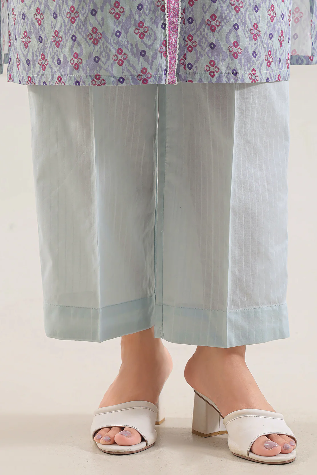 Printed Lawn Stitched 3 Piece - Image 5