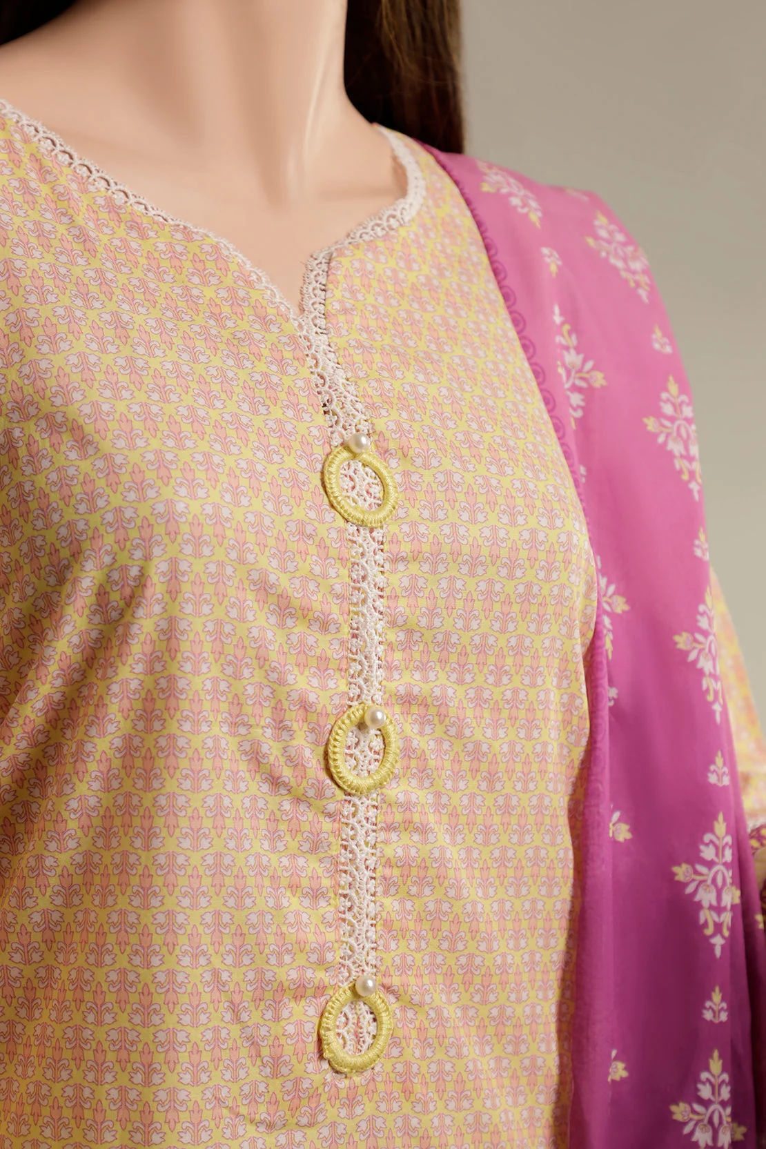 Printed Lawn Stitched 3 Piece - Image 4