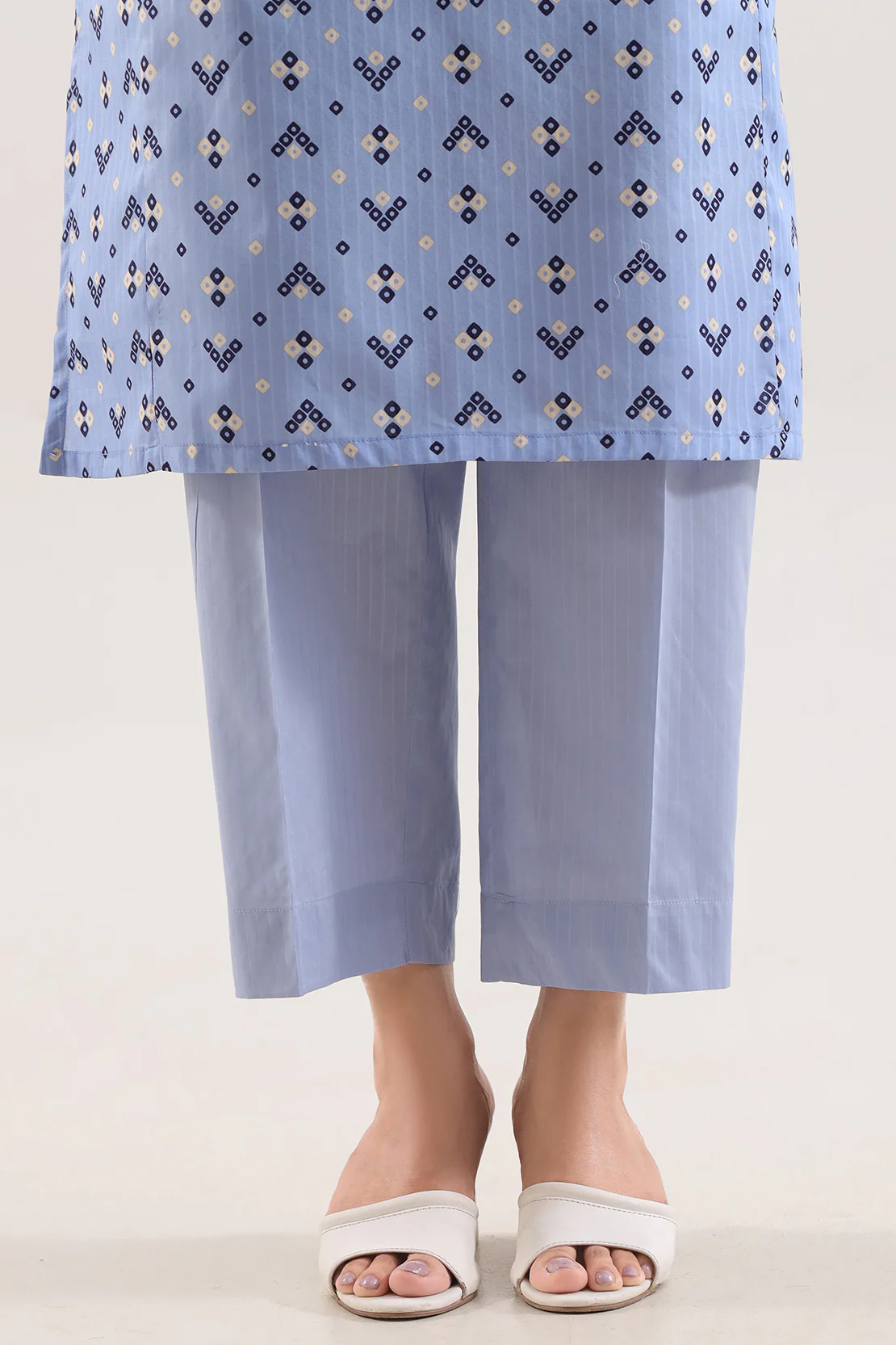 Printed Lawn Stitched 3 Piece - Image 5