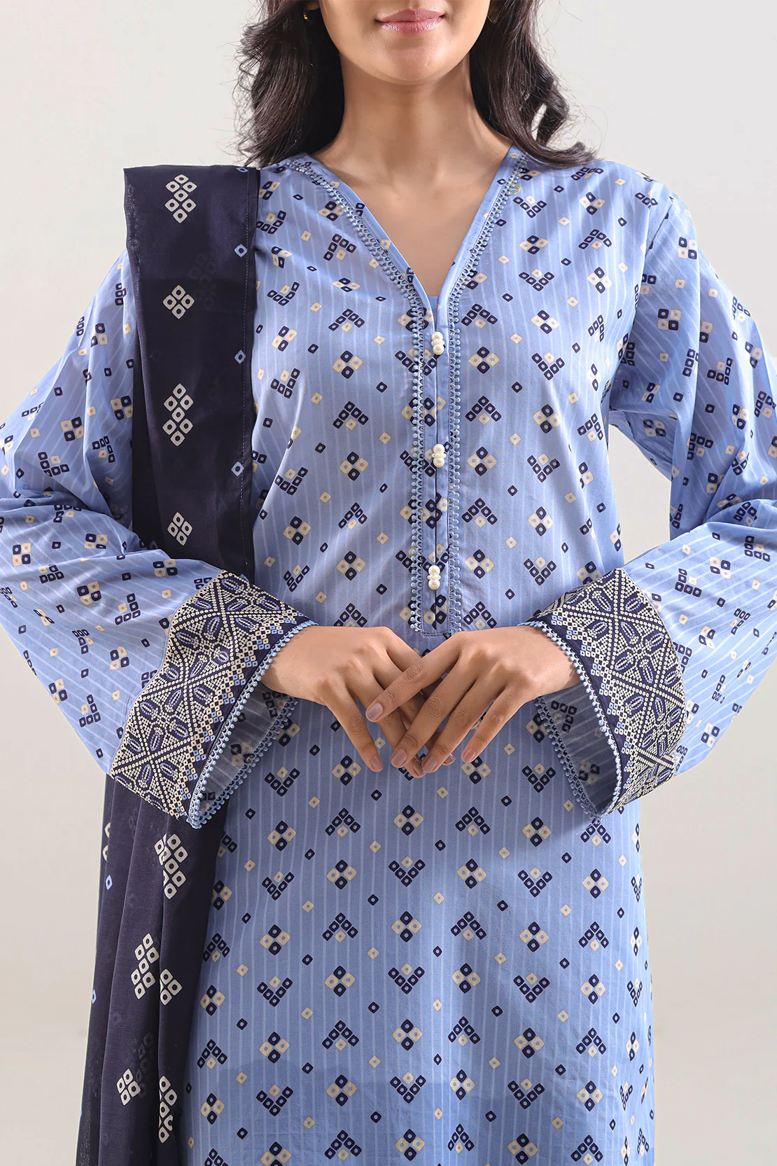 Printed Lawn Stitched 3 Piece - Image 2