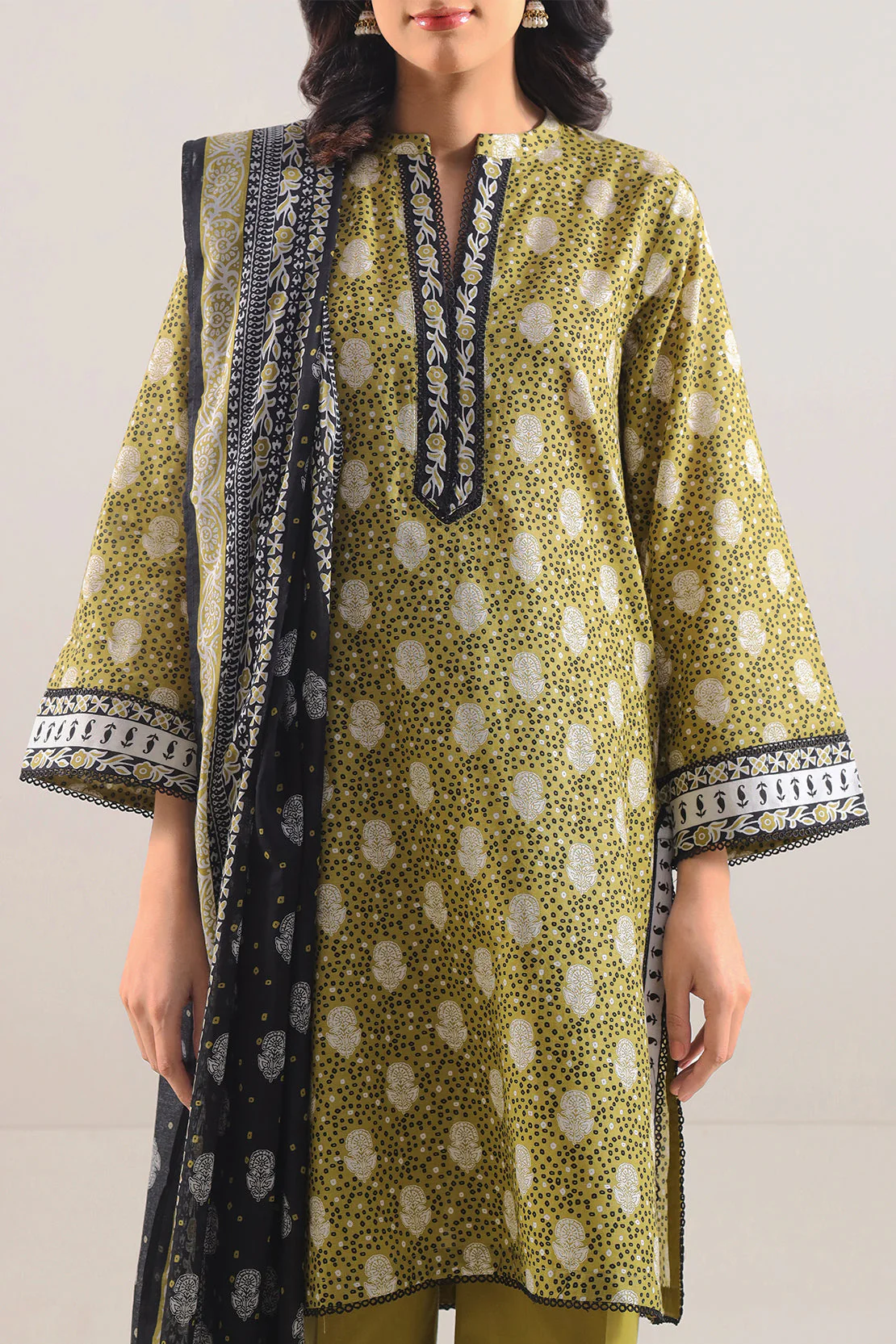 Printed Lawn Stitched 3 Piece - Image 3