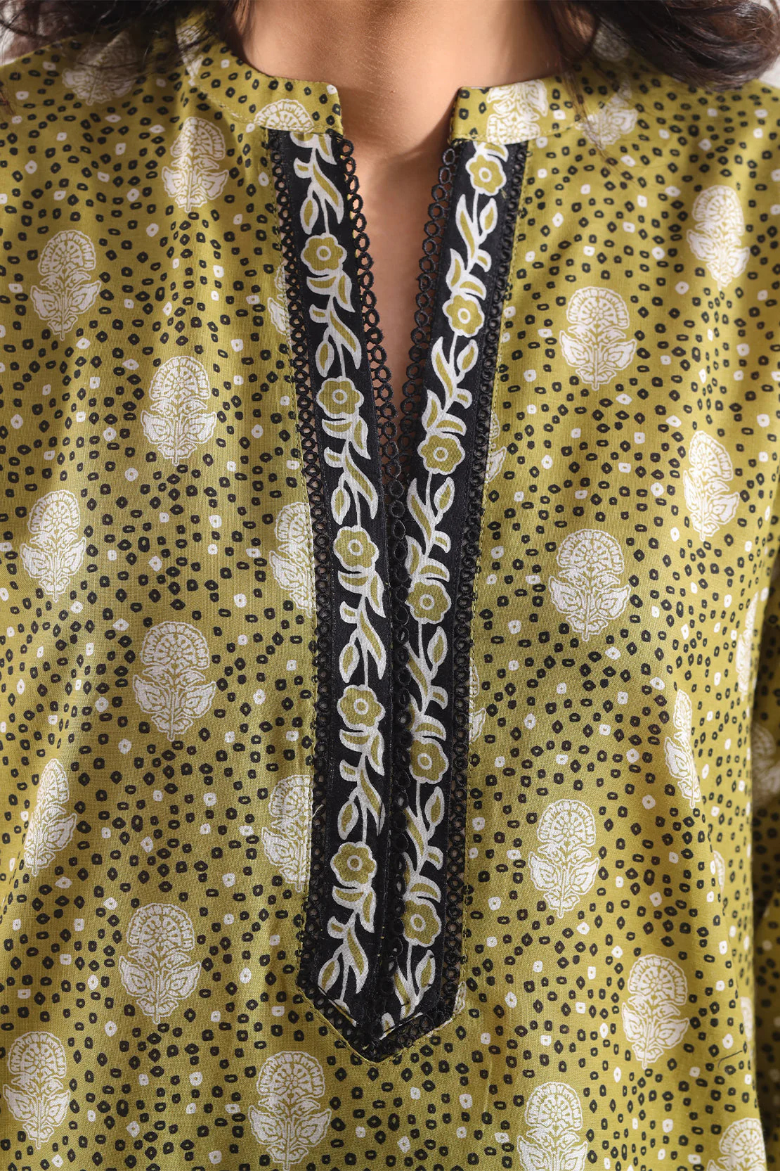 Printed Lawn Stitched 3 Piece - Image 4