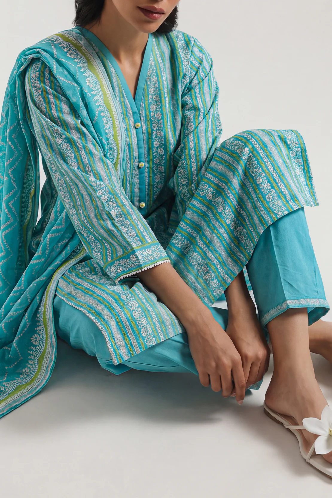 Printed Lawn Stitched 3 Piece - Image 2