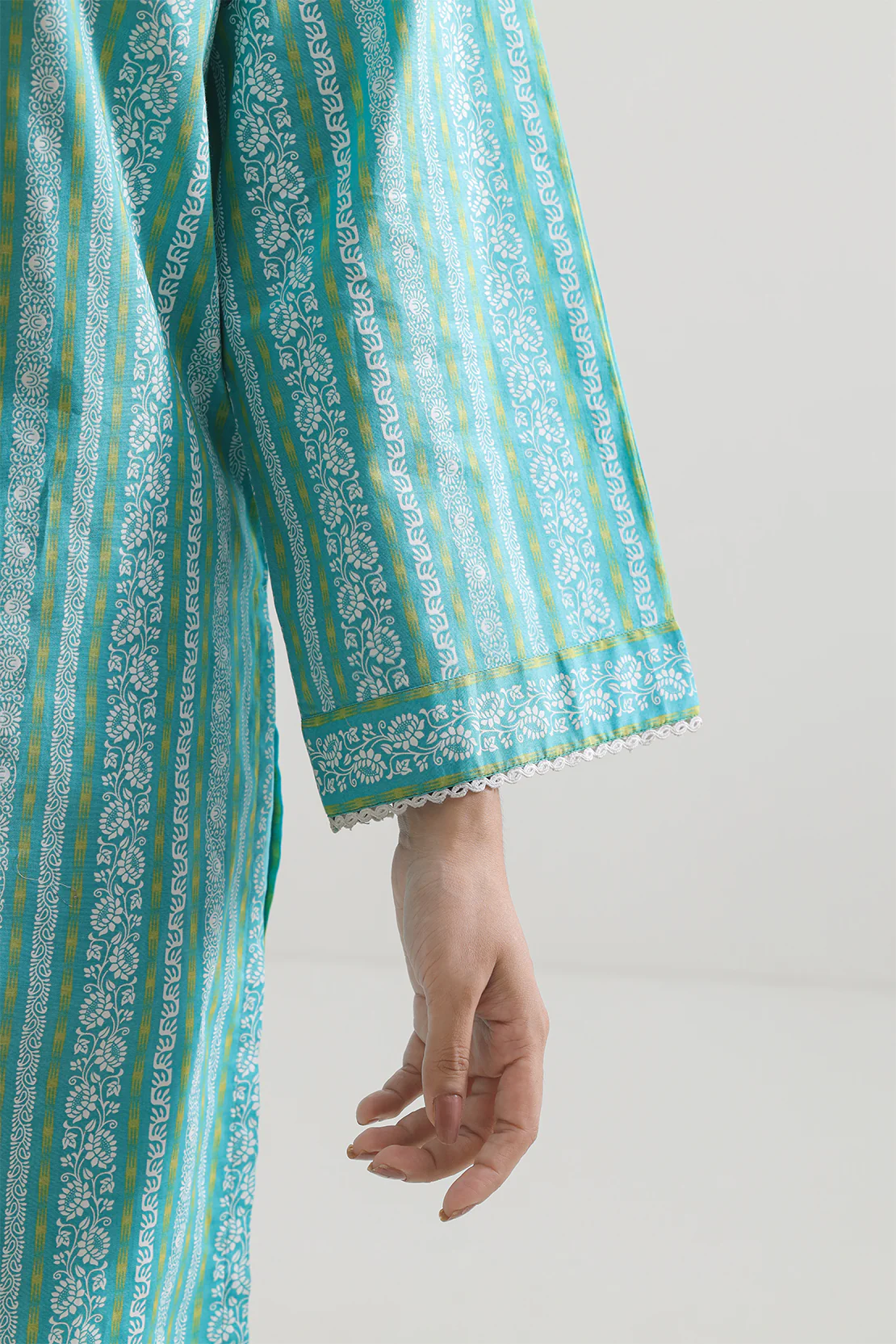 Printed Lawn Stitched 3 Piece - Image 4