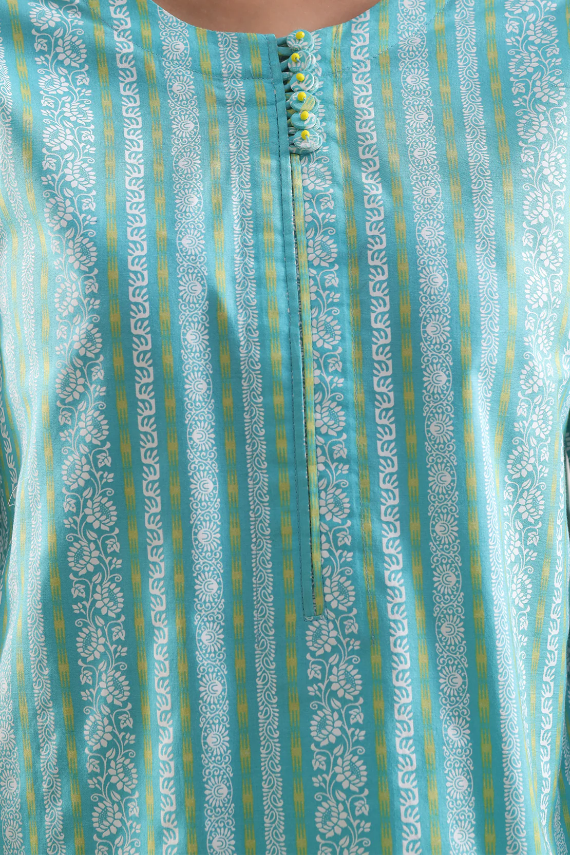 Printed Lawn Stitched 3 Piece - Image 3