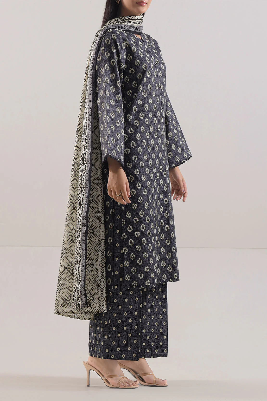Printed Lawn Stitched 3 Piece - Image 3