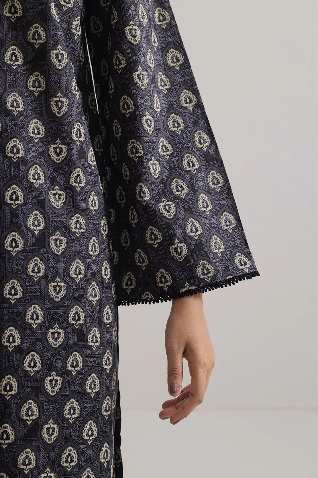 Printed Lawn Stitched 3 Piece - Image 5