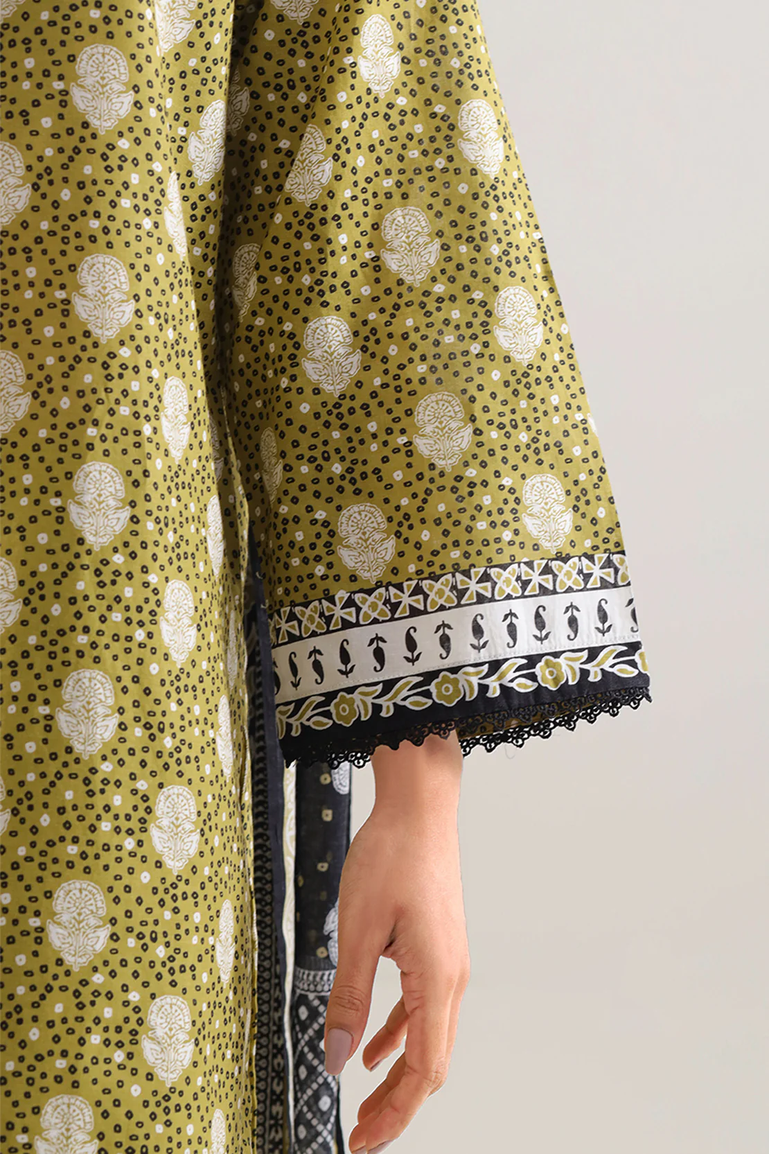 Printed Lawn Stitched 3 Piece - Image 5