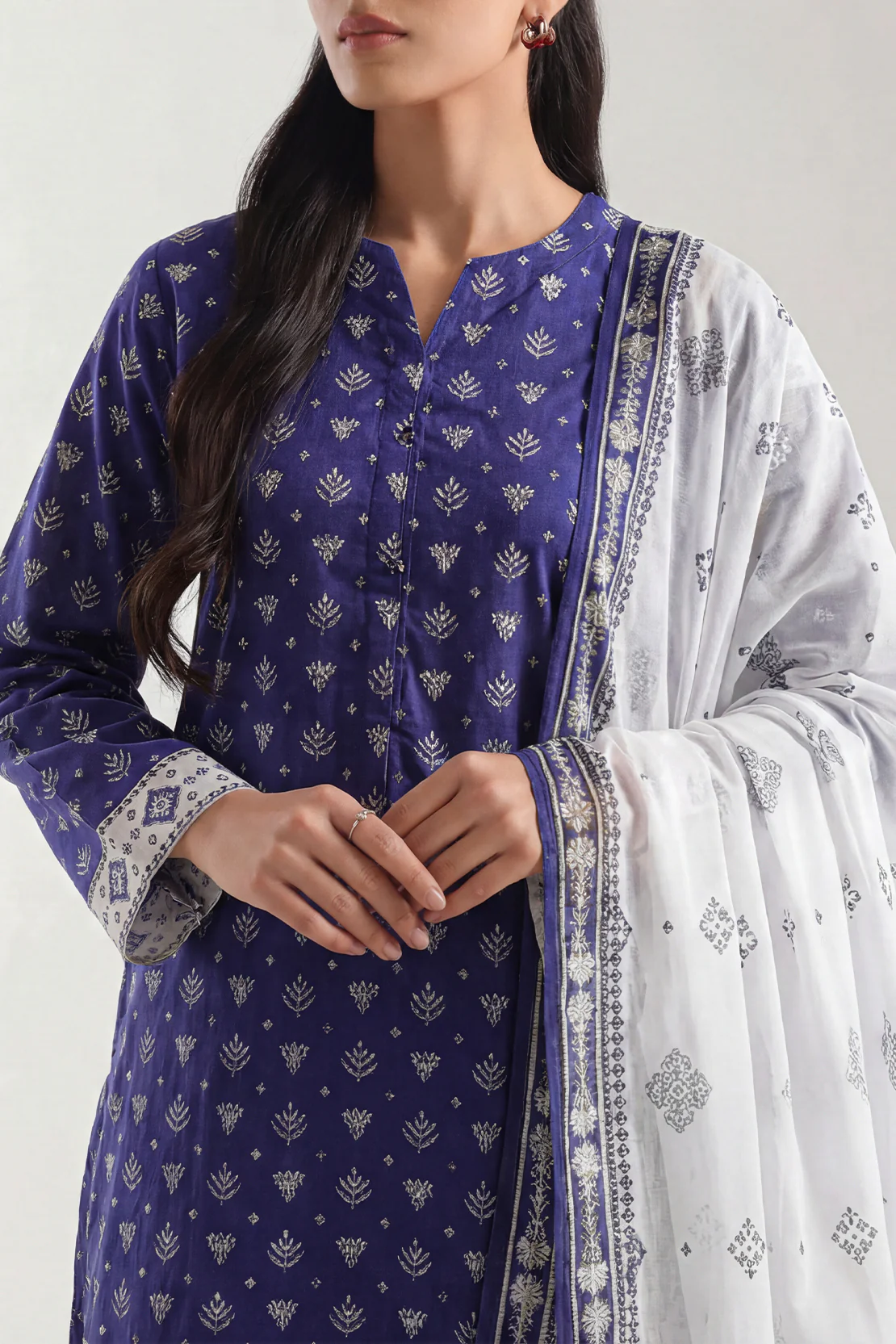 Printed Lawn Stitched 3 Piece - Image 2