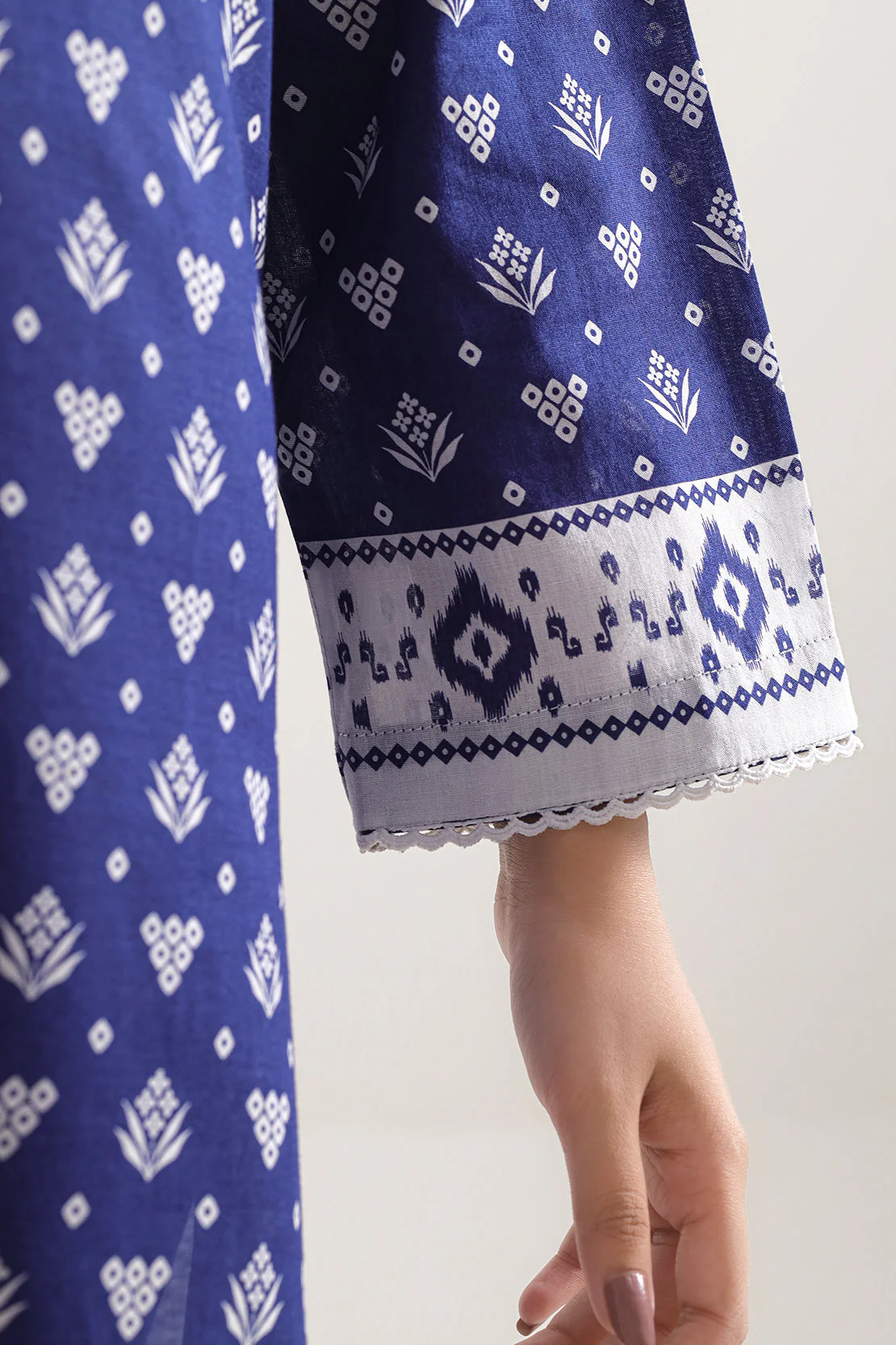 Printed Lawn Stitched 3 Piece - Image 5