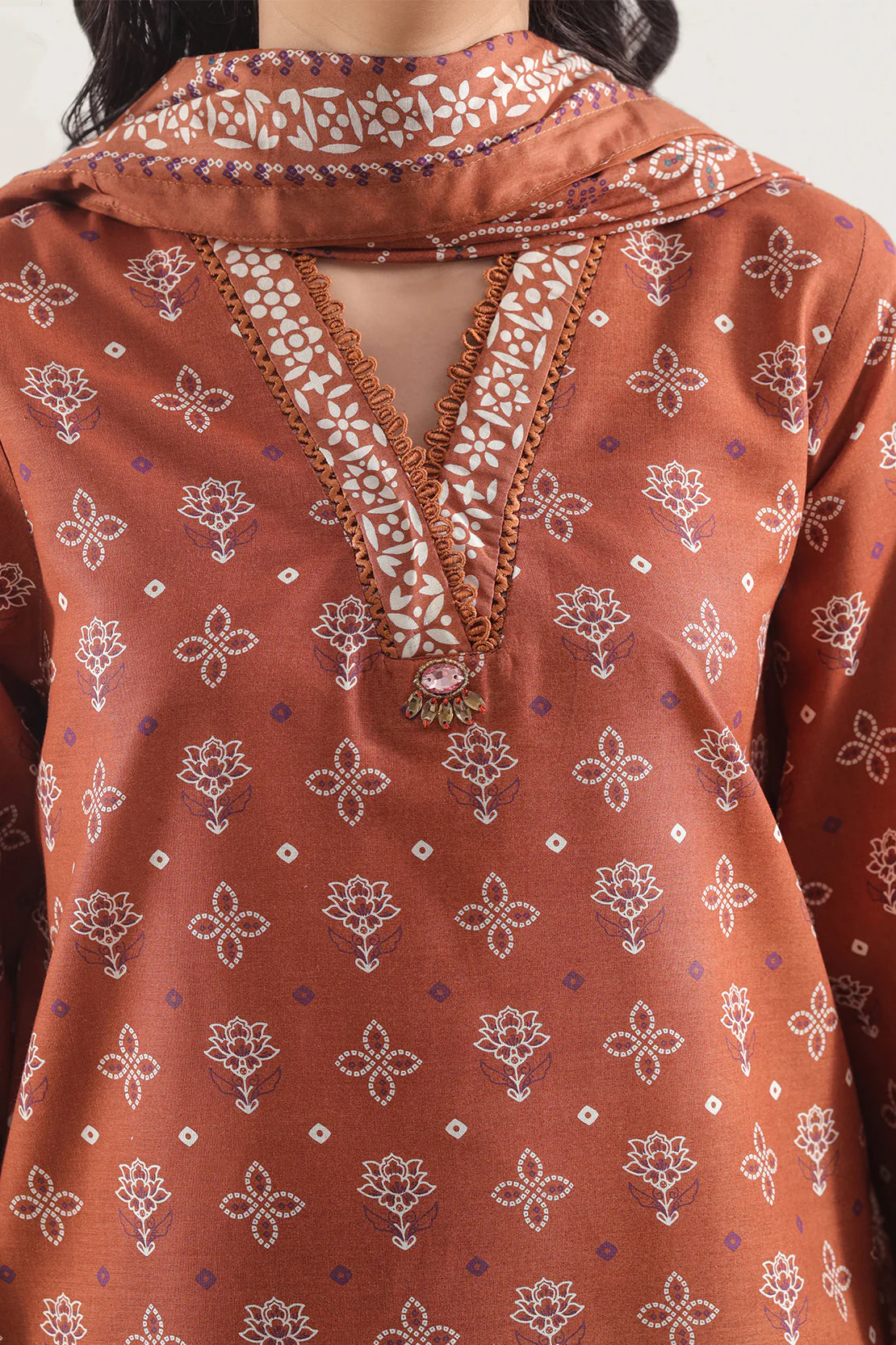 Printed Lawn Stitched 3 Piece - Image 4