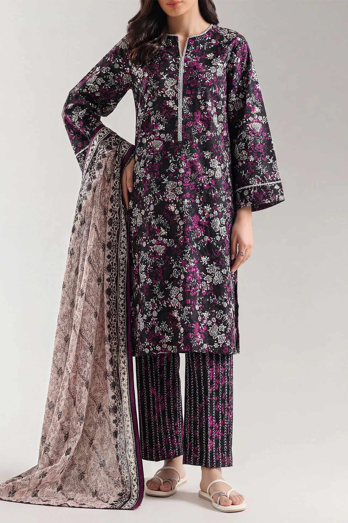 Printed Lawn Stitched 3 Piece