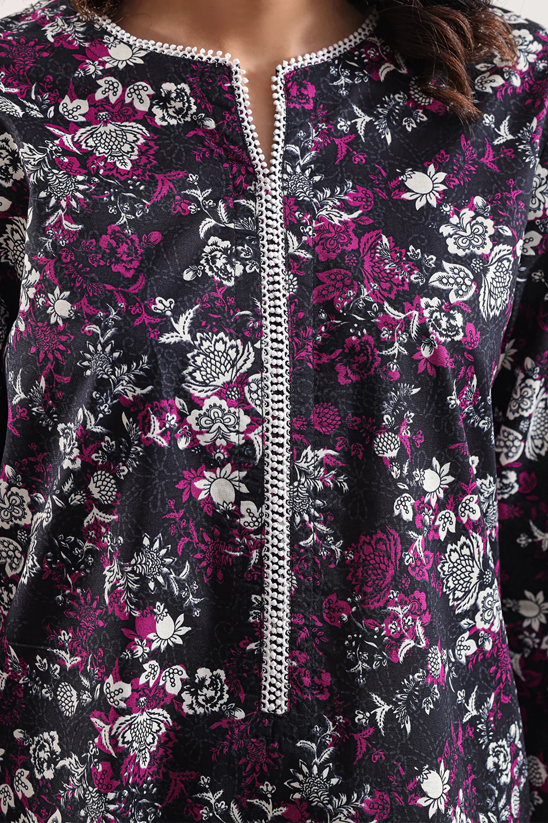 Printed Lawn Stitched 3 Piece - Image 4