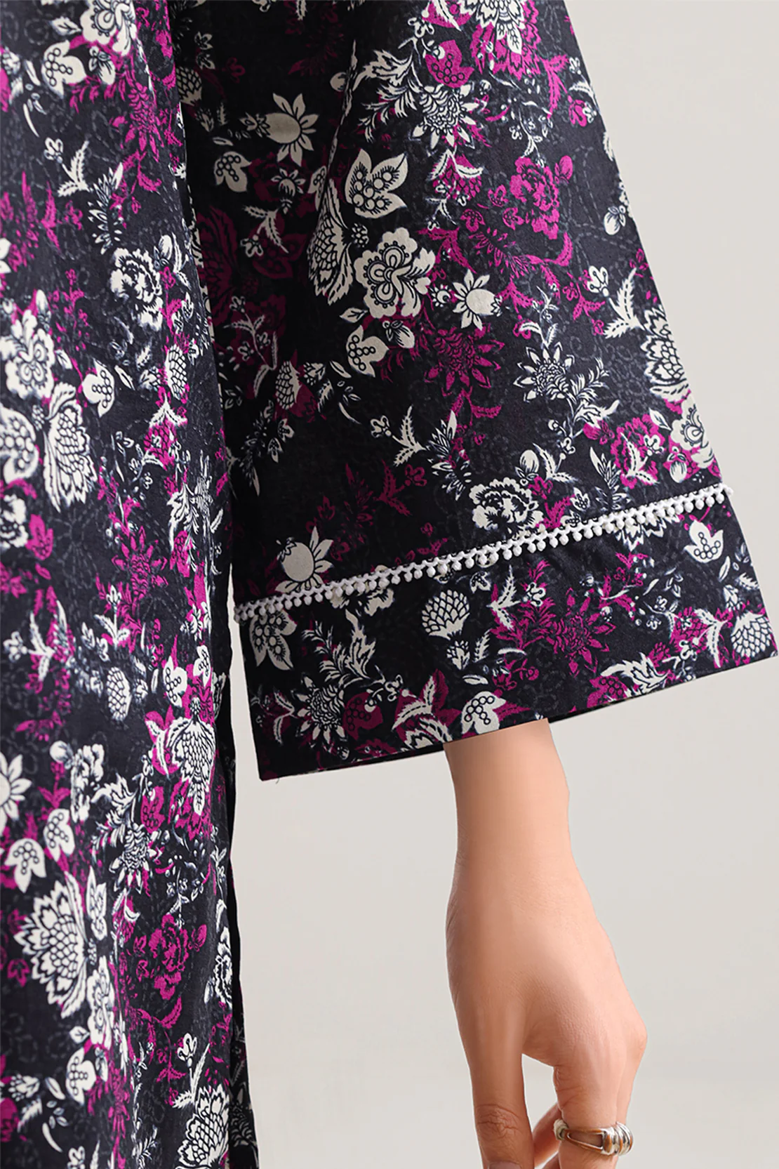 Printed Lawn Stitched 3 Piece - Image 5