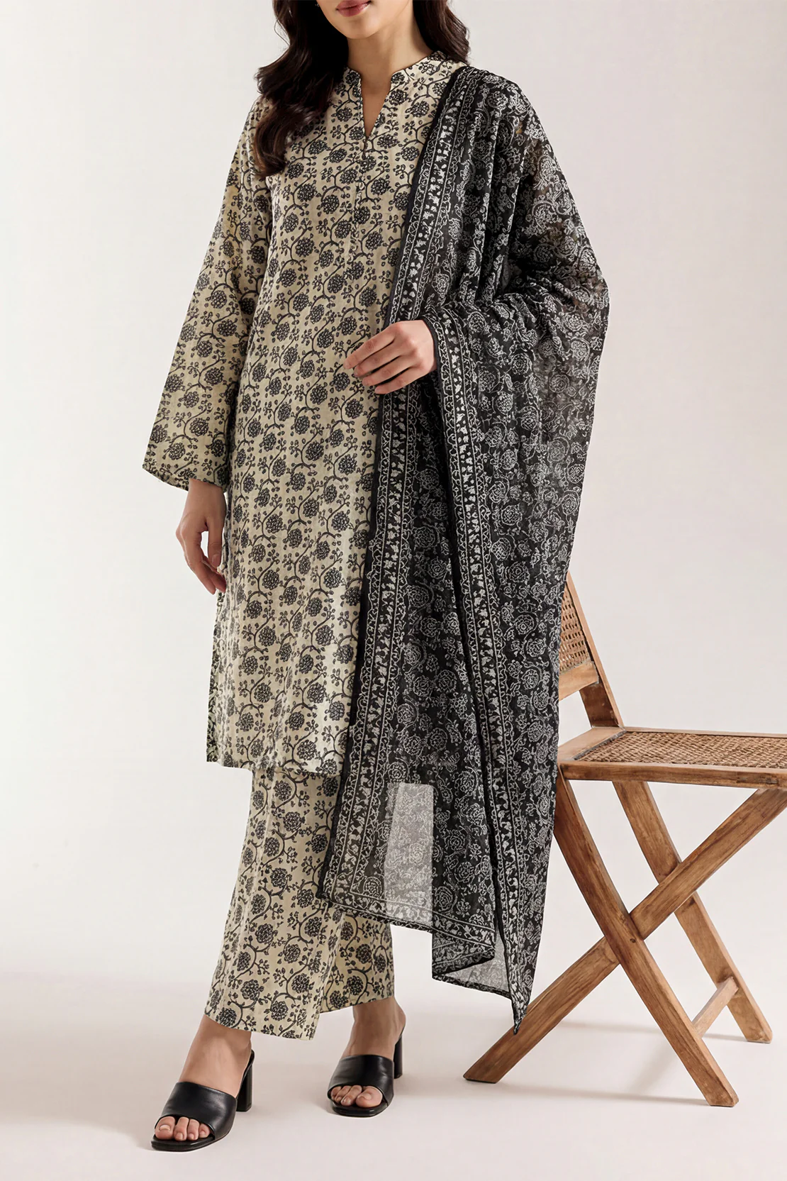 Printed Lawn Stitched 3 Piece