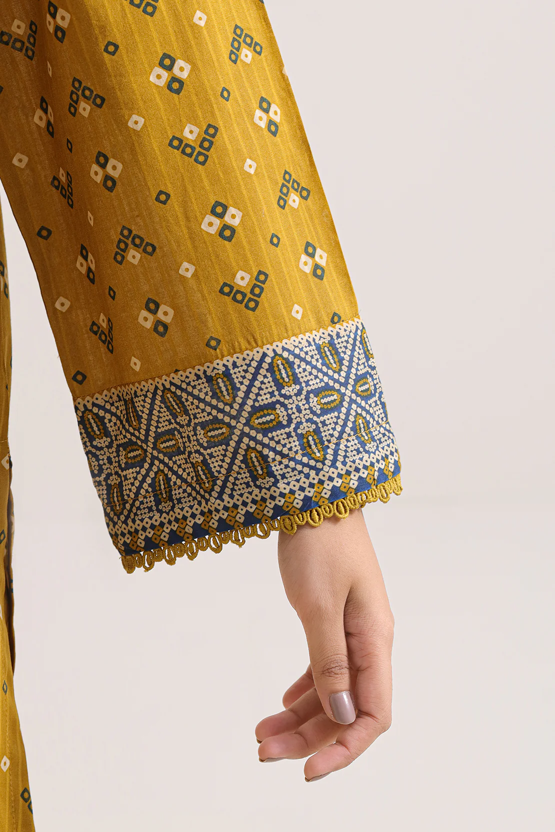 Printed Lawn Stitched 3 Piece - Image 6