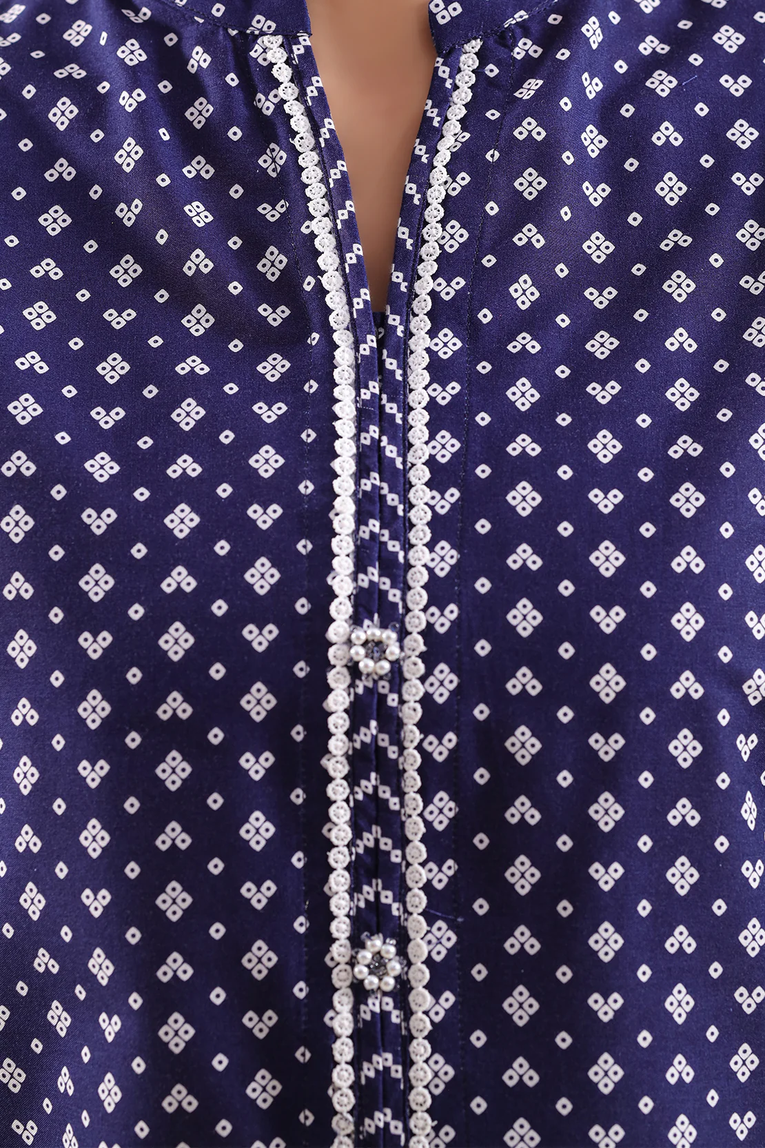Printed Lawn Stitched 3 Piece - Image 3