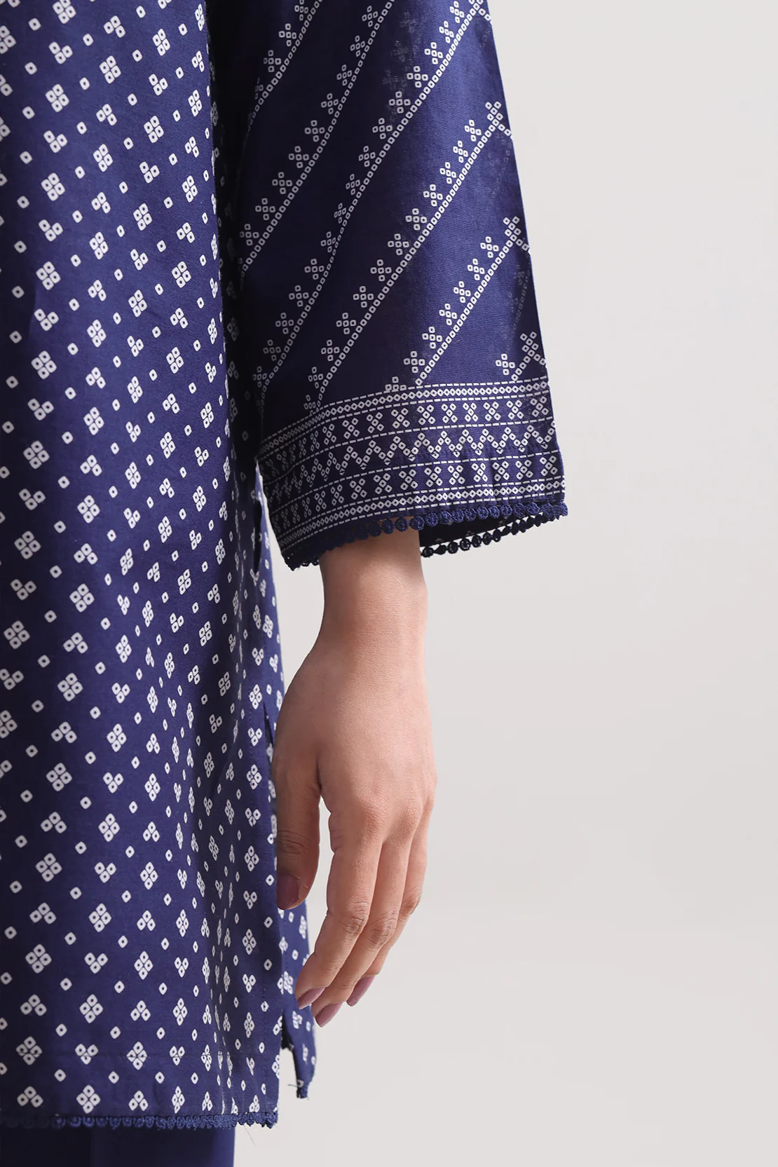Printed Lawn Stitched 3 Piece - Image 4